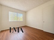 Photo - 2134 20th St Unit 5a