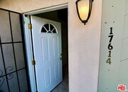 Photo - 17614 Bromley St House