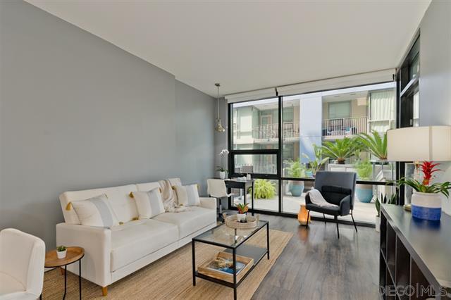 Building Photo - 350 11th Ave Unit 228