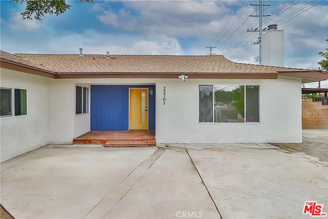 Photo - 23701 Califa St House