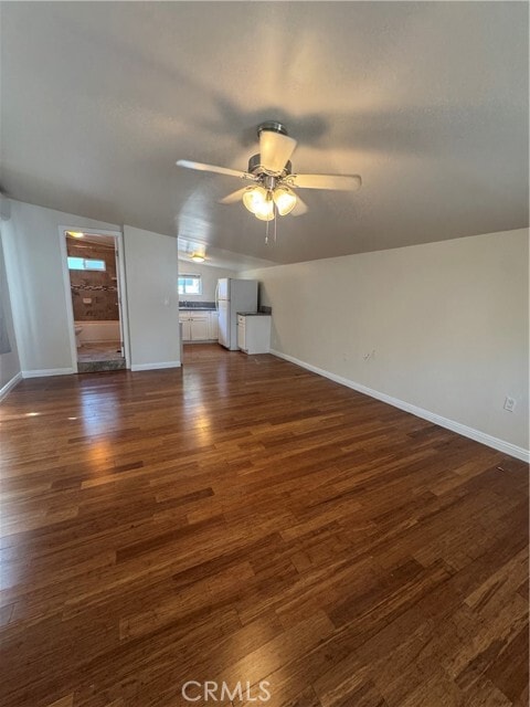 Building Photo - 3034 E Del Mar Blvd