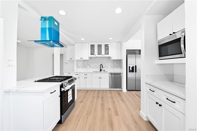 Photo - 2704 184th St