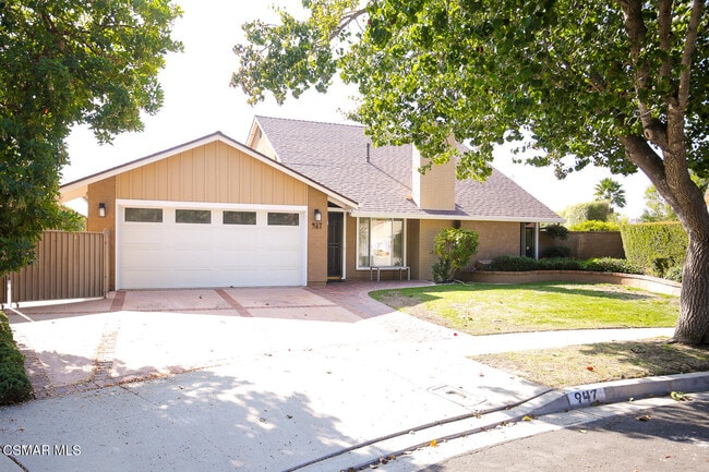 Building Photo - 947 Driftwood Cir