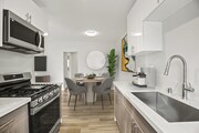 Photo - 1352 W 36th St Apartment Unit 4