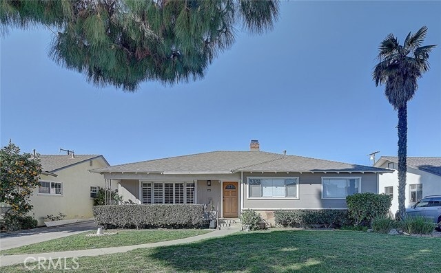 Photo - 444 N Shattuck Pl House