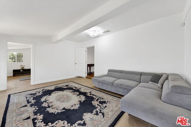 Photo - 10109 Gloria Ave