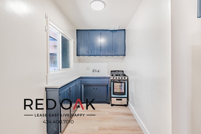 Photo - 439 S Catalina St Unit 8