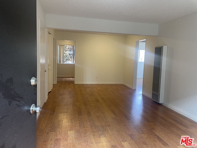 Photo - 1247 N Virgil Ave