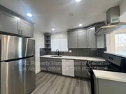 Photo - 980 W Battery St