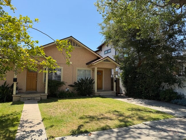 Building Photo - 559 Lincoln Ave Unit 559