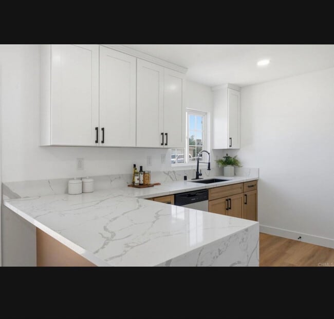 Photo - 702 Oaklawn Ave