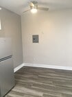 eat in - 120 Franklin Ct Unit 1