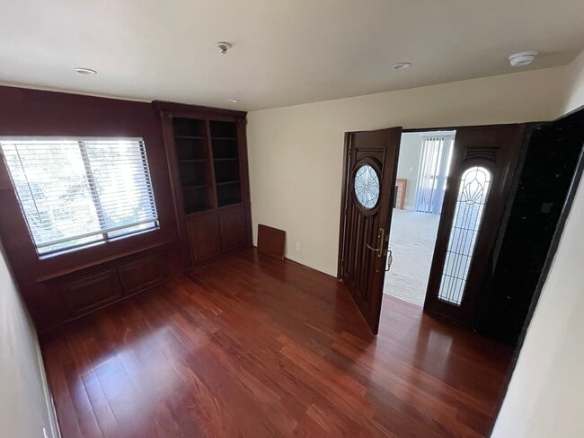 Photo - 5705 Friars Rd Unit 49