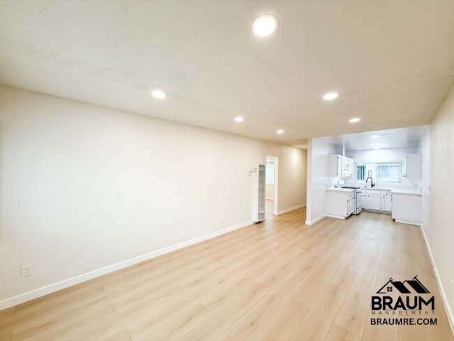 Photo - 4636 Laurel Canyon Blvd Unit 13