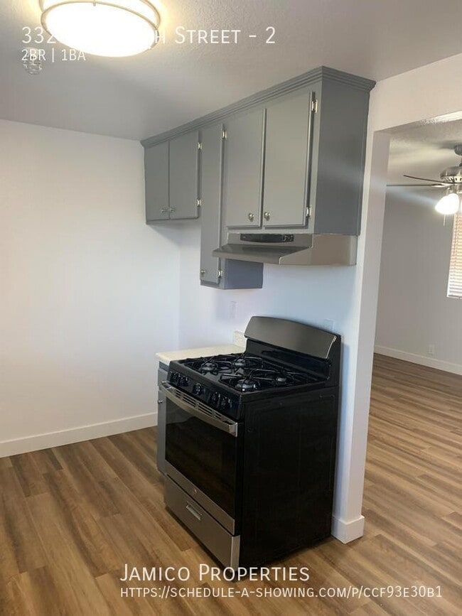 Photo - 3325 139th St Unit 2