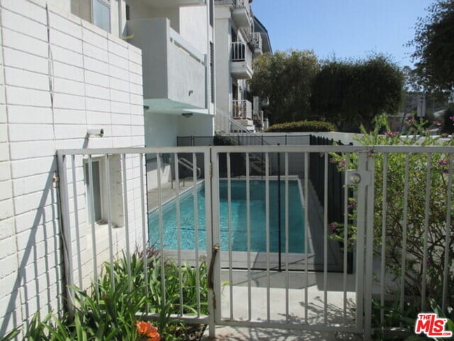 Photo - 1033 3rd St Unit 104