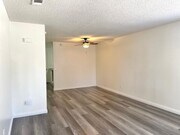 Photo - 600 E Lugonia Ave Unit C