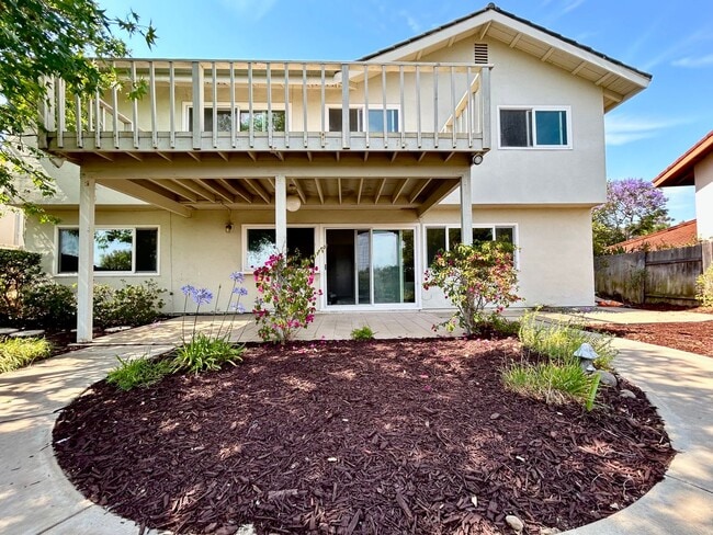 Building Photo - Beautiful fully remodeled home in sunny San Diego!