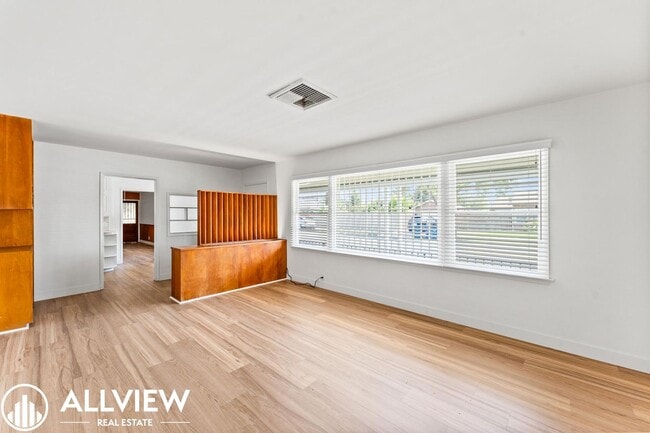 Photo - Stylishly Renovated Santa Ana Gem – 4-Bedr...