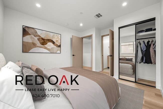 Photo - 1999 1/2 N Vista Del Mar Ave Unit 1999 1/2