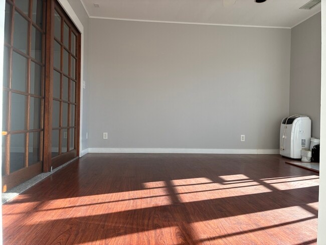 Photo - 1926 Glenview Ave Unit Glenview