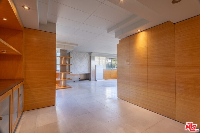 Photo - 17366 Sunset Blvd Unit 302