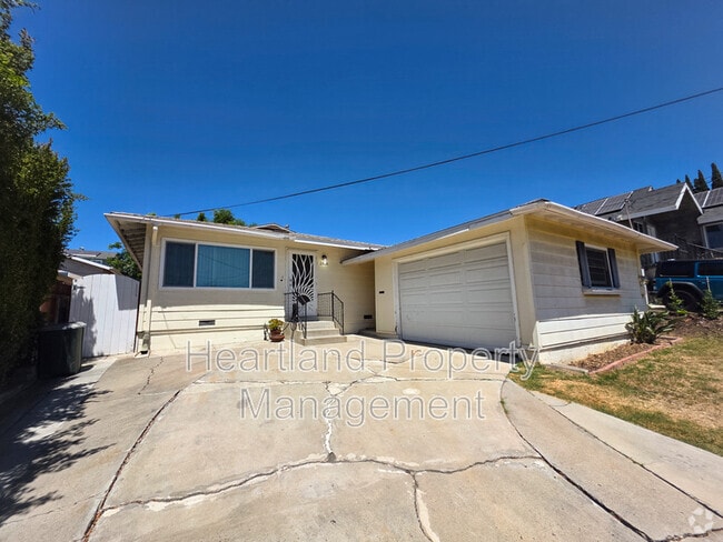 Building Photo - 2656 Grange St Rental