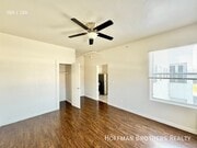 Photo - 1318 S Pacific Ave Unit 15