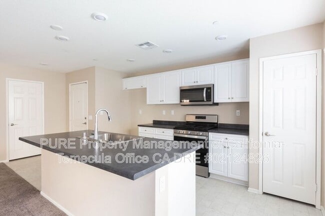 Photo - 41966 Pedraza St