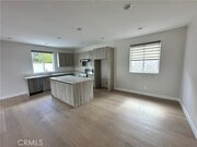 Photo - 15724 Sigman St E