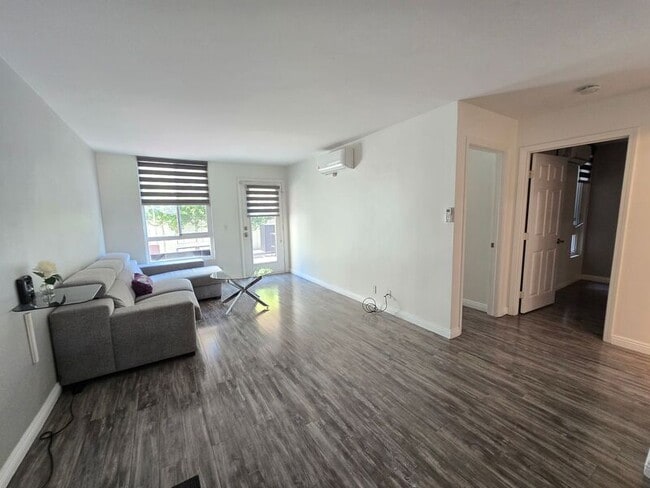 Photo - 5540 Lindo Paseo Unit Apt #3