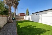 Photo - 5124 Leo St