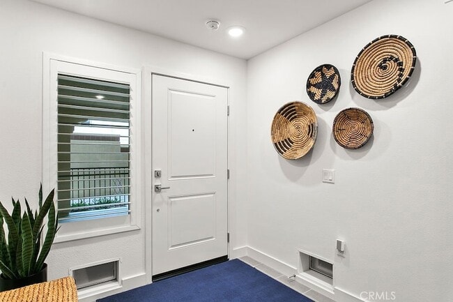 Photo - 3440 Doheny Way