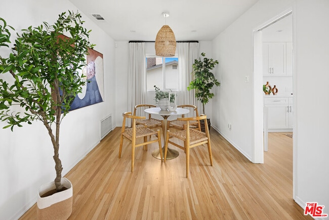 Photo - 16641 Linda Terrace