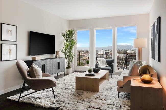 Photo - Silva Apartments
