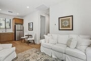 Photo - 1756 Whaley St