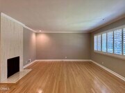 Photo - 1535 Glenmont Dr House