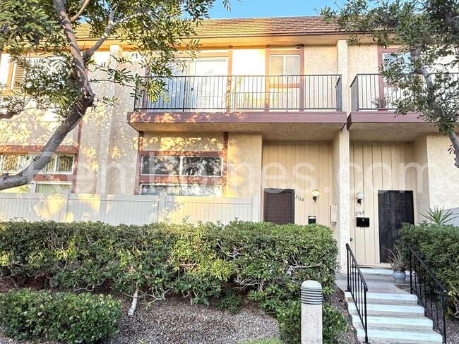 Building Photo - 2764 Meadow Lark Dr