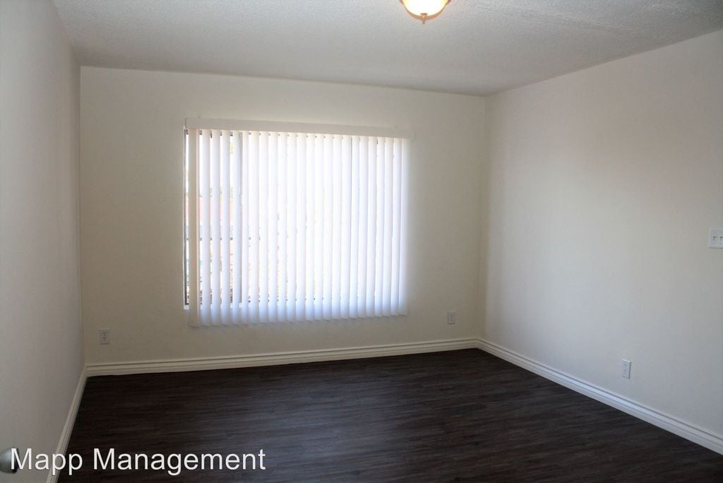 Photo - 4553 W 17th St Unit 8z