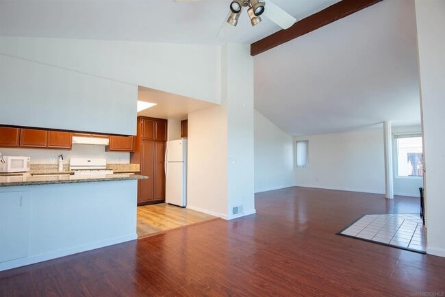 Photo - 1319 Grand Ave