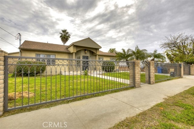 Photo - 6622 Varna Ave