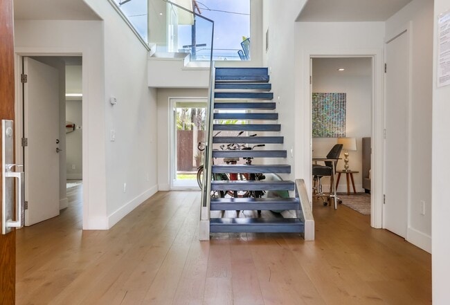 Photo - Luxury Furnished Home La Jolla with Ocean Views