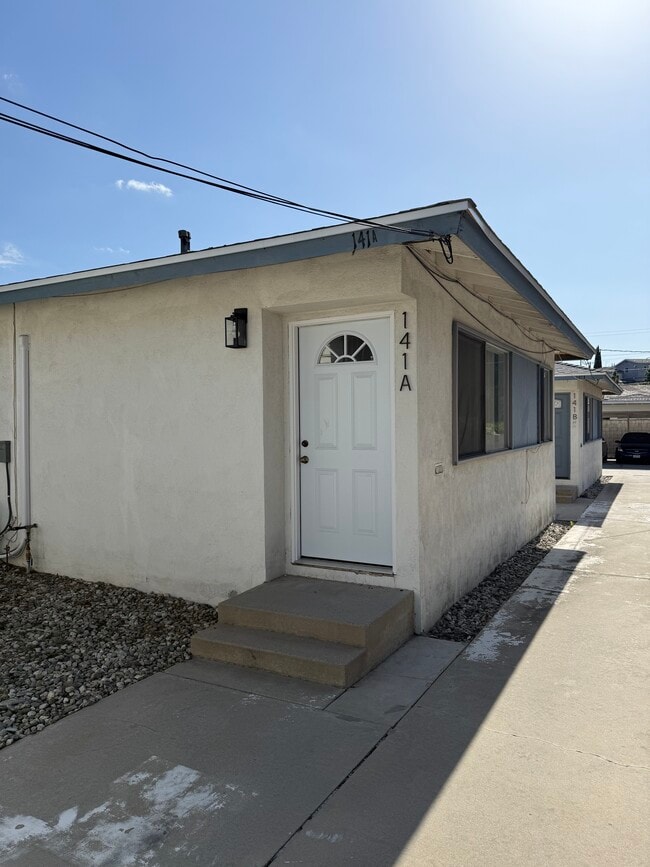 Photo - 141 Marguerita Ave