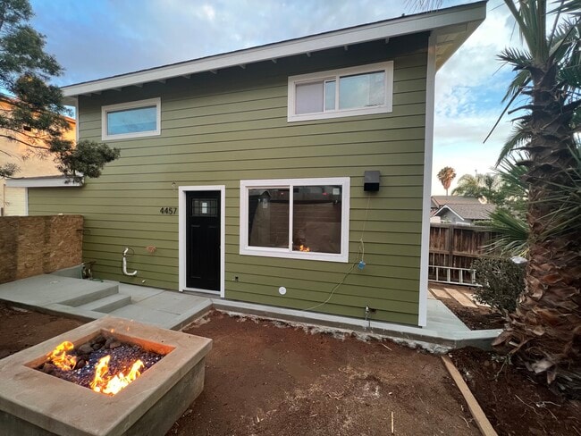 Building Photo - 4457 Estrella Ave