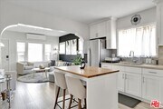 Photo - 1138 W 52nd St