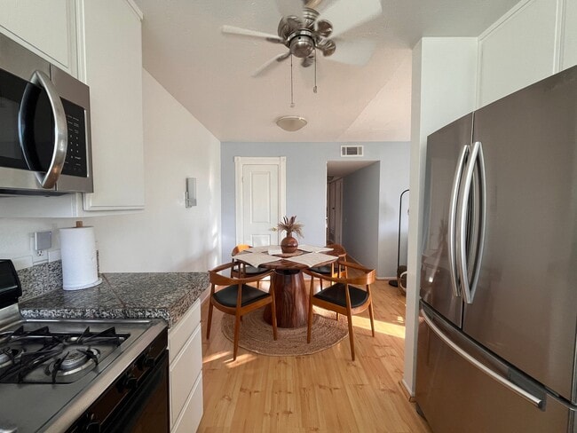 Photo - 3075 E Harbor Blvd