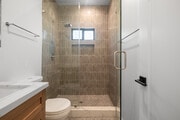 1BR, 1BA - 750SF - Bathroom - 9940 Robbins Dr