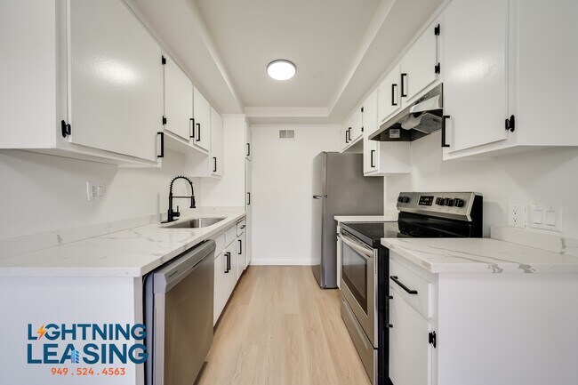 14632 Magnolia-204D - 14632 Magnolia-204D Condo Unit 204D