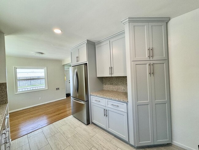 Photo - Charming 3 bedroom, 2 bath completely remo...