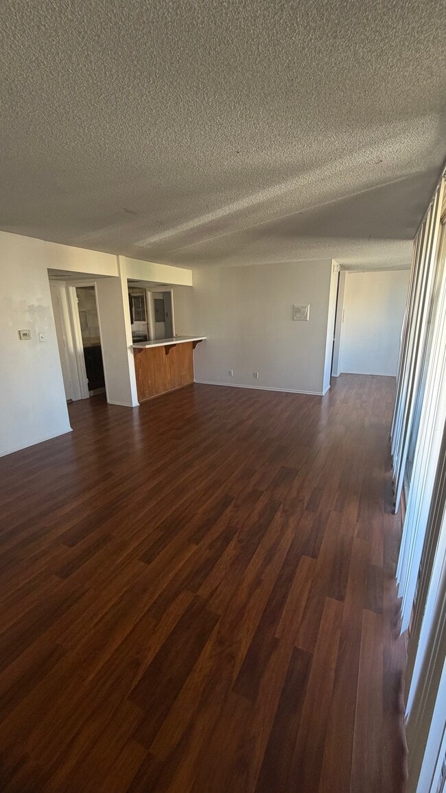 Photo - 1301 W Lincoln Ave Unit 209